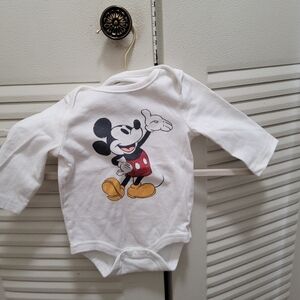 Disney Jumping Beans Softest Bodysuit Mickey Mouse Graphic Print Onesie 3months